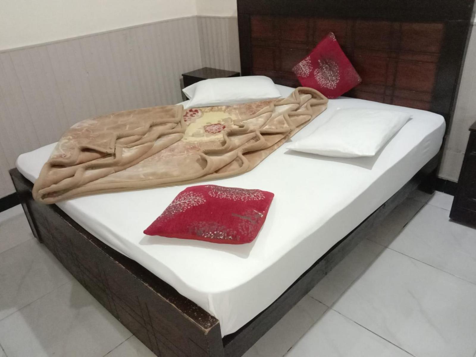 Hotel Khursheed Palace Rawalpindi Ngoại thất bức ảnh